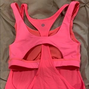 LuluLemon work out top